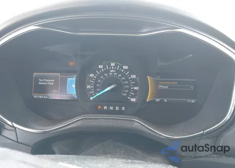 2018 Ford Fusion Titanium z USA, uszkodzony, nr VIN 3FA6P0D93JR132255